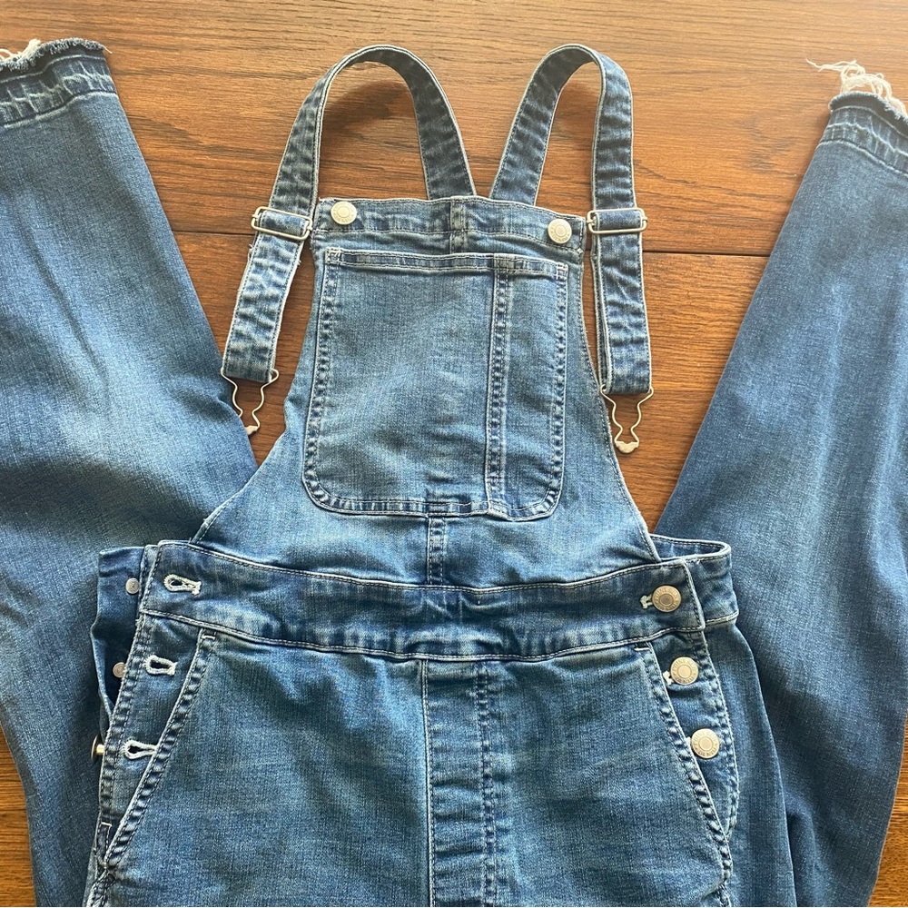 Point Sur women’s frayed  fitted overalls